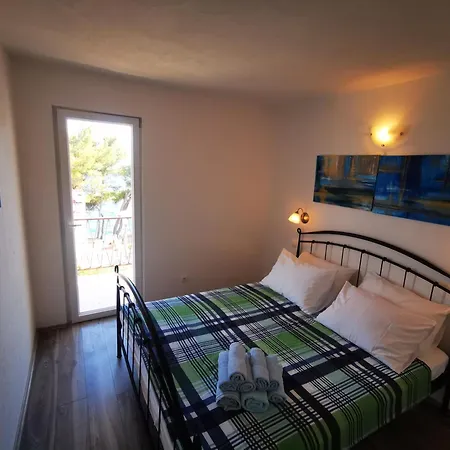 By The Sea Ivan Dolac, Hvar - 16340 Apartman